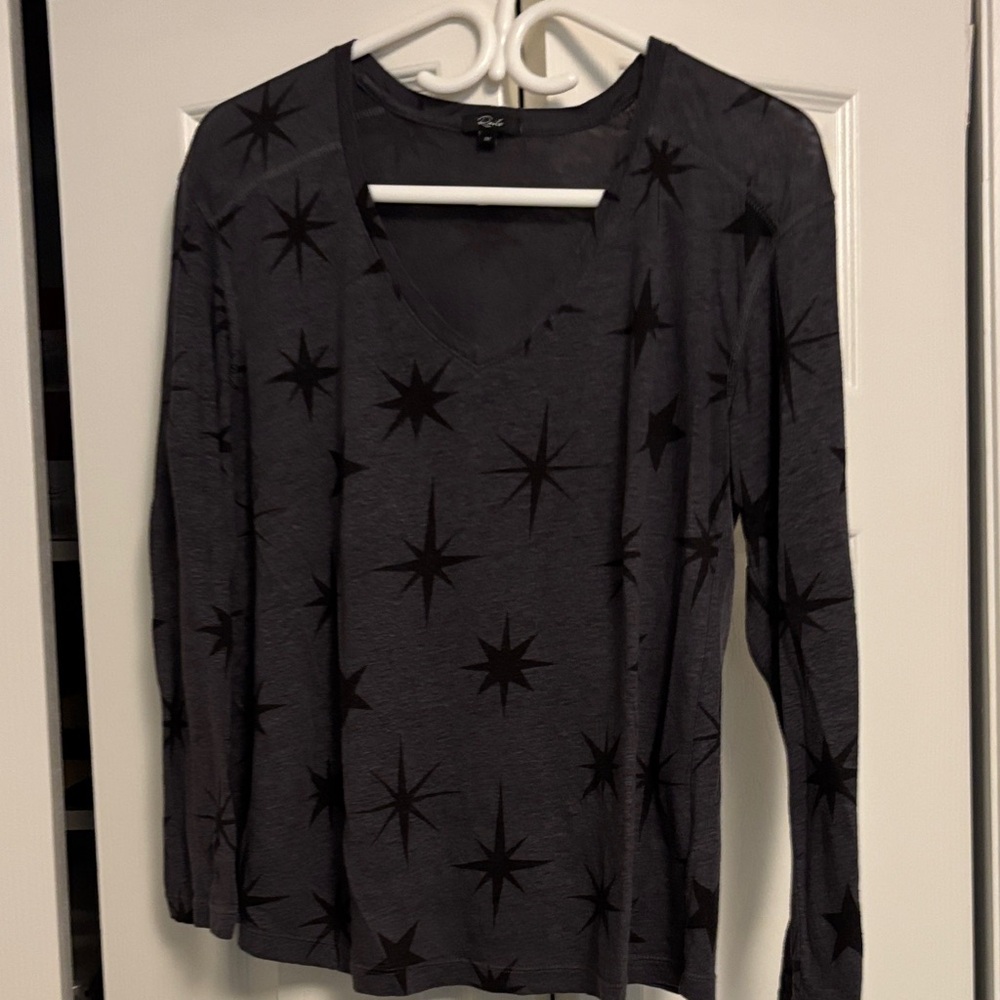 Chic Black Star Patterned Women's Top